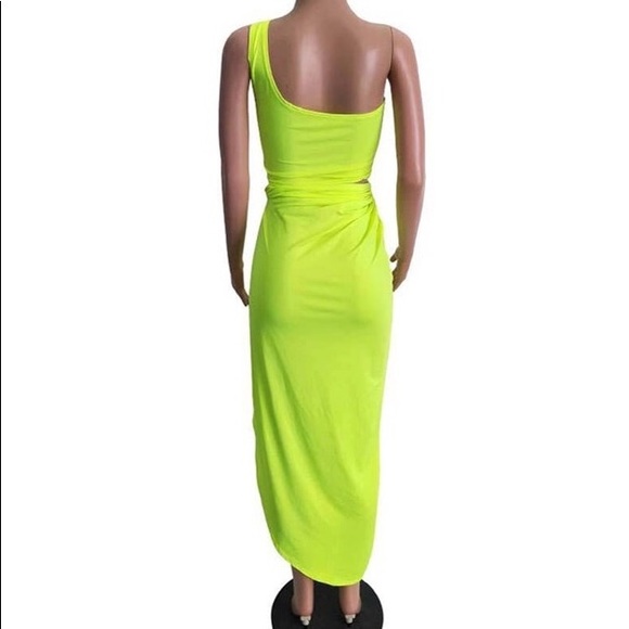 2-piece asymmetrical top with high split skirt - Picture 4 of 5